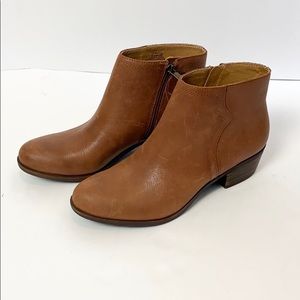 NWT Lucky Brand Brown Boots